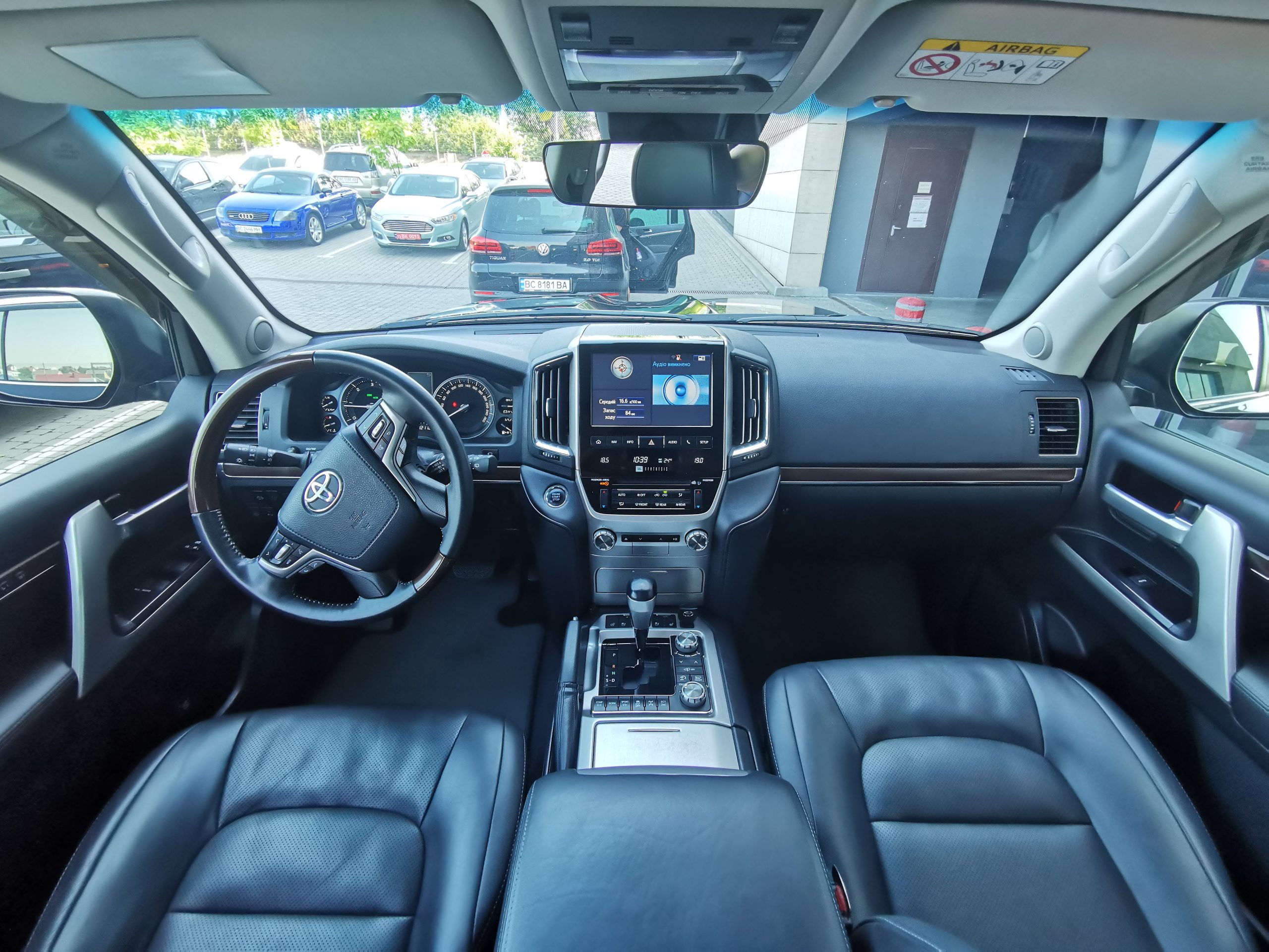 Toyota Land Cruiser 200