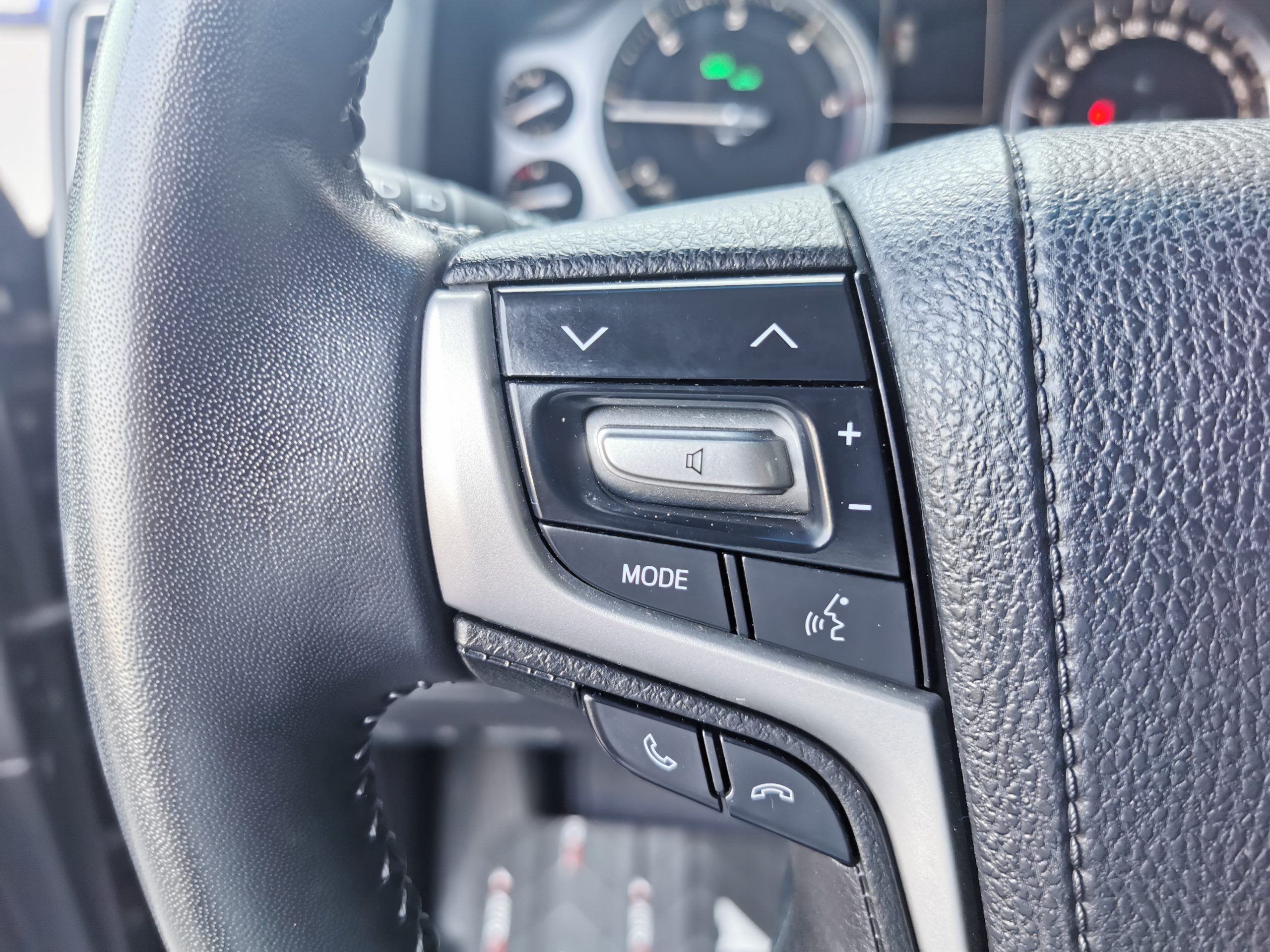 Toyota Land Cruiser 200