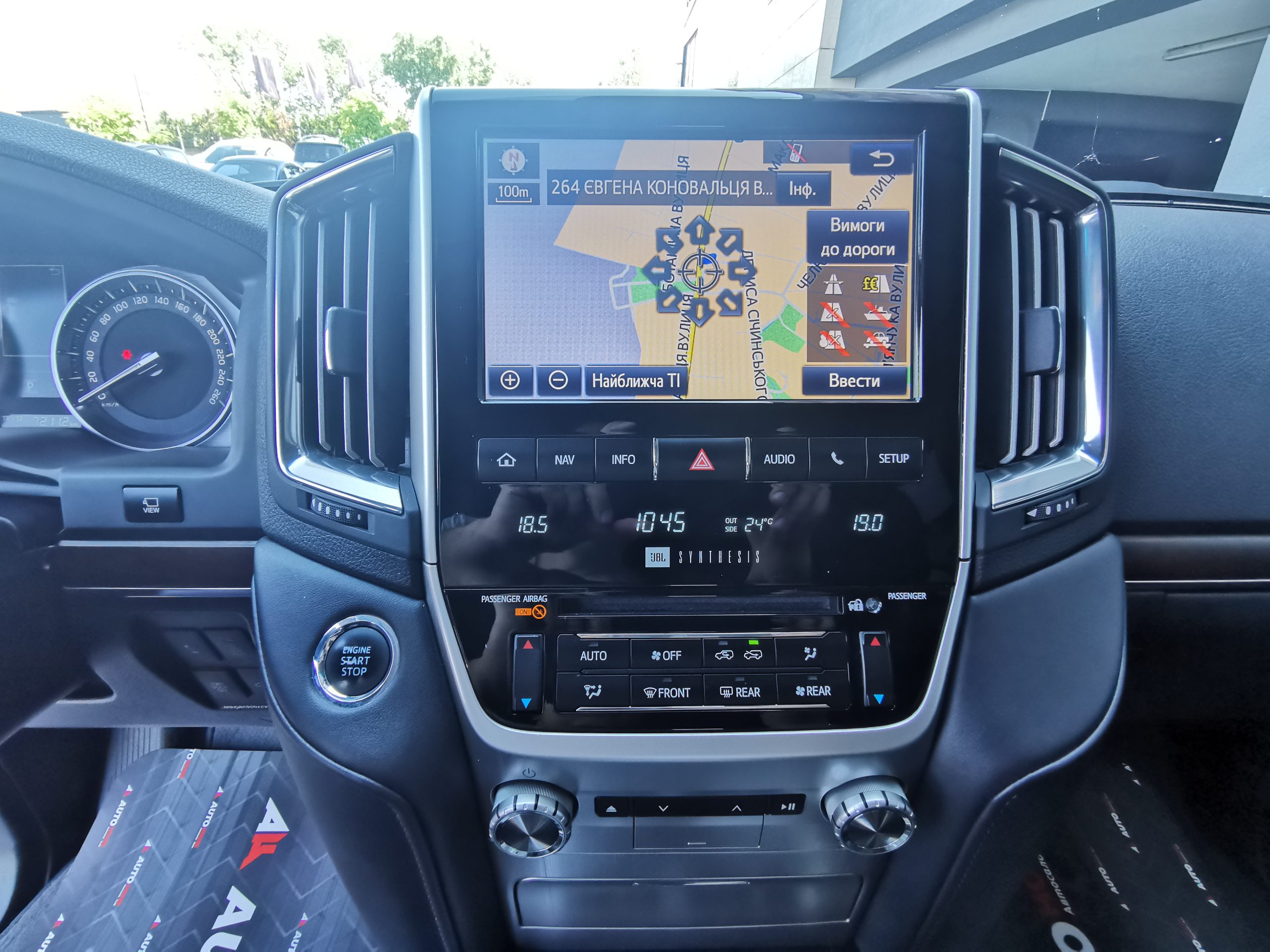 Toyota Land Cruiser 200