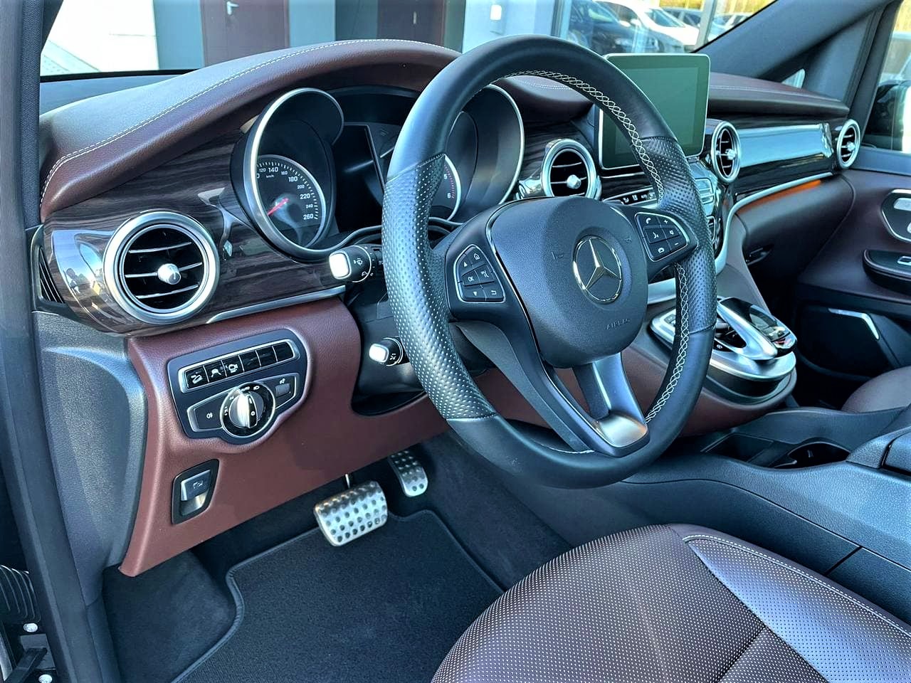 Mercedes-Benz V 250 4 MATIC