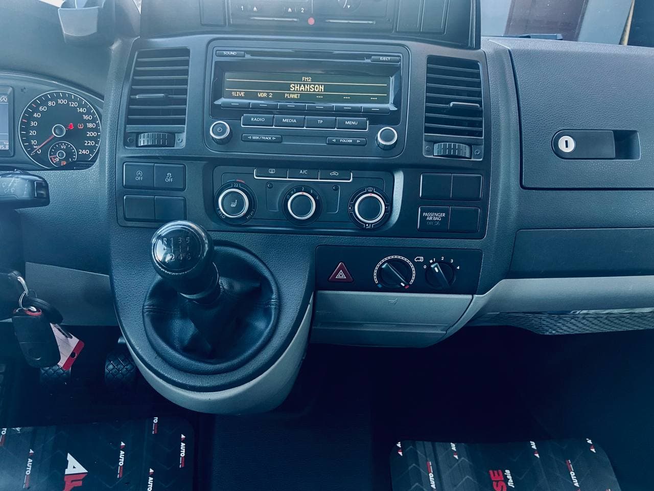 Volkswagen T5 (Transporter) пасс. LONG