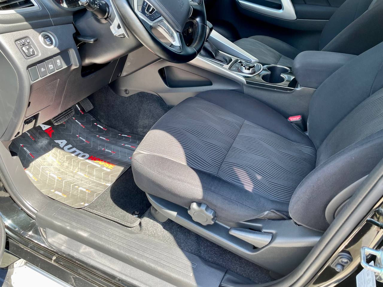 Mitsubishi Pajero Sport 2017