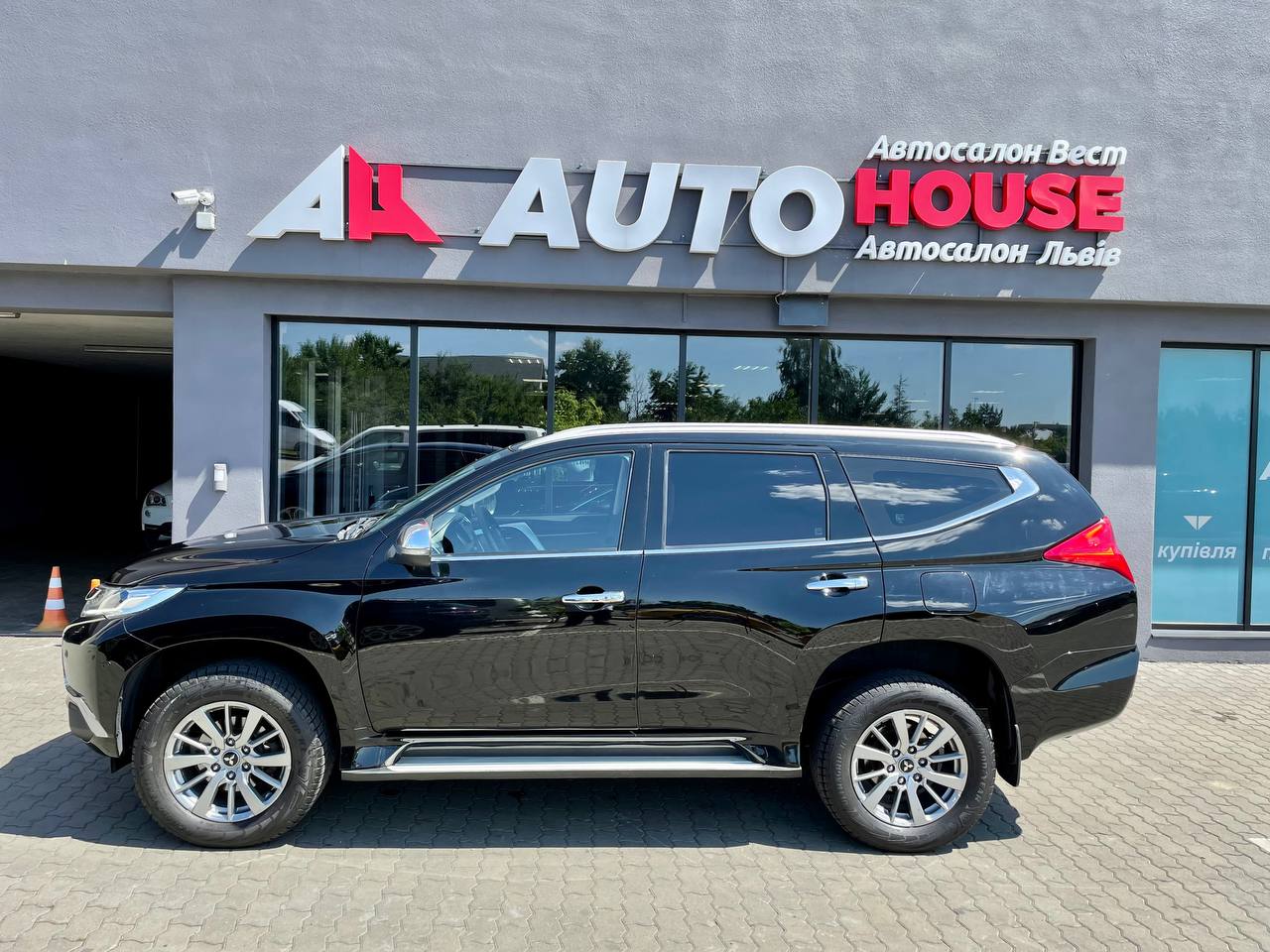 Mitsubishi Pajero Sport 2017