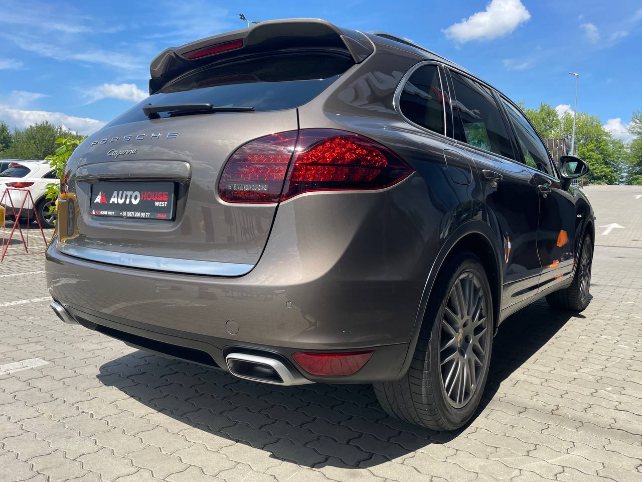 Porsche Cayenne 2012