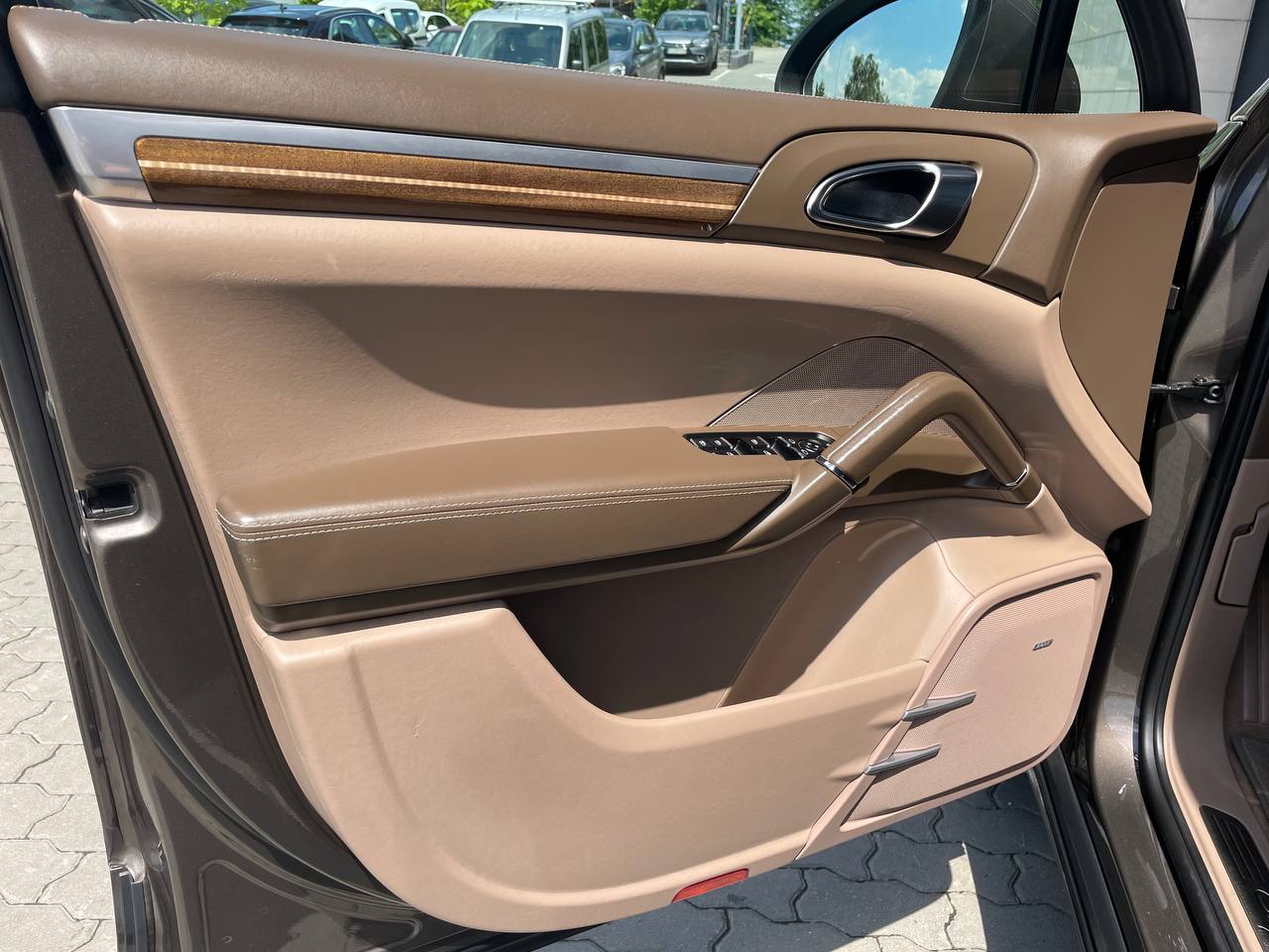 Porsche Cayenne 2012