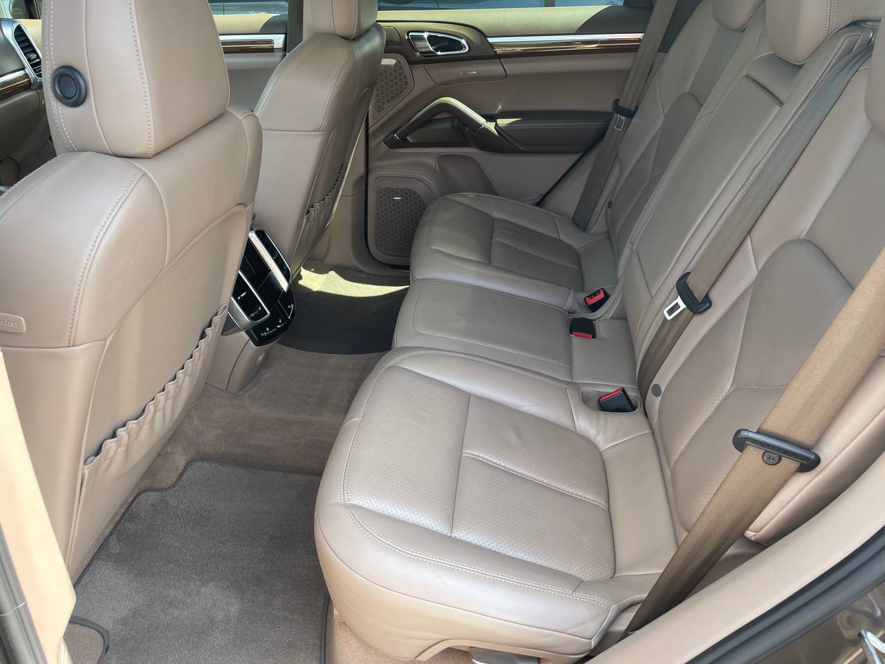 Porsche Cayenne 2012