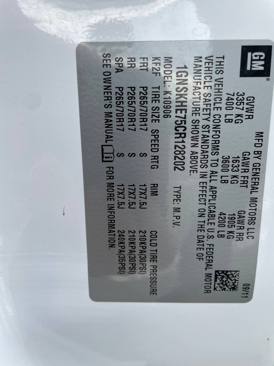 Chevrolet Suburban 2011