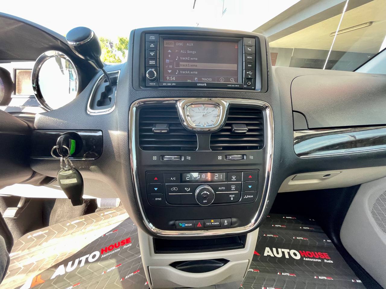 Chrysler Town & Country 2012