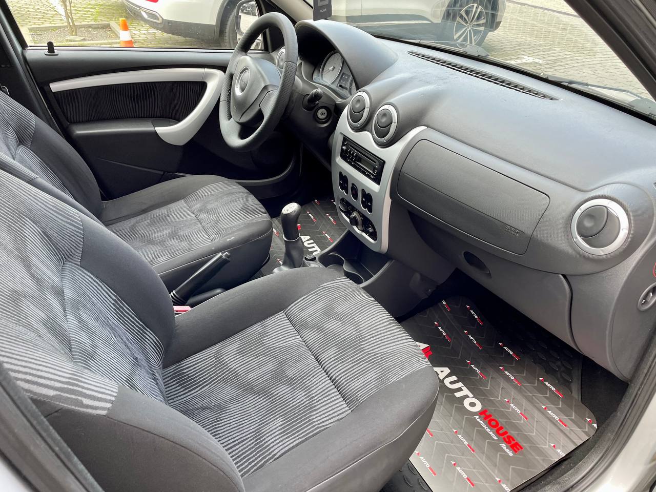 Dacia Logan MCV 2011