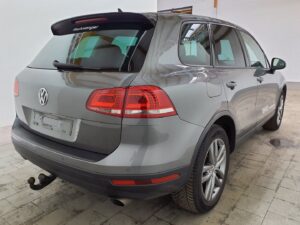 volkswagen-touager-autohouse-7