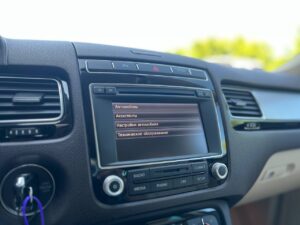 volkswagen-touareg-autohouse-11