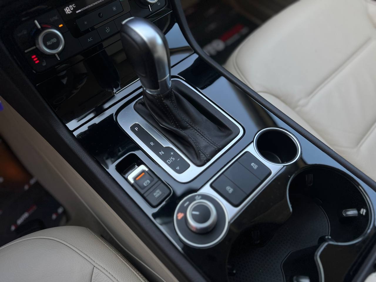 Volkswagen Touareg 2015