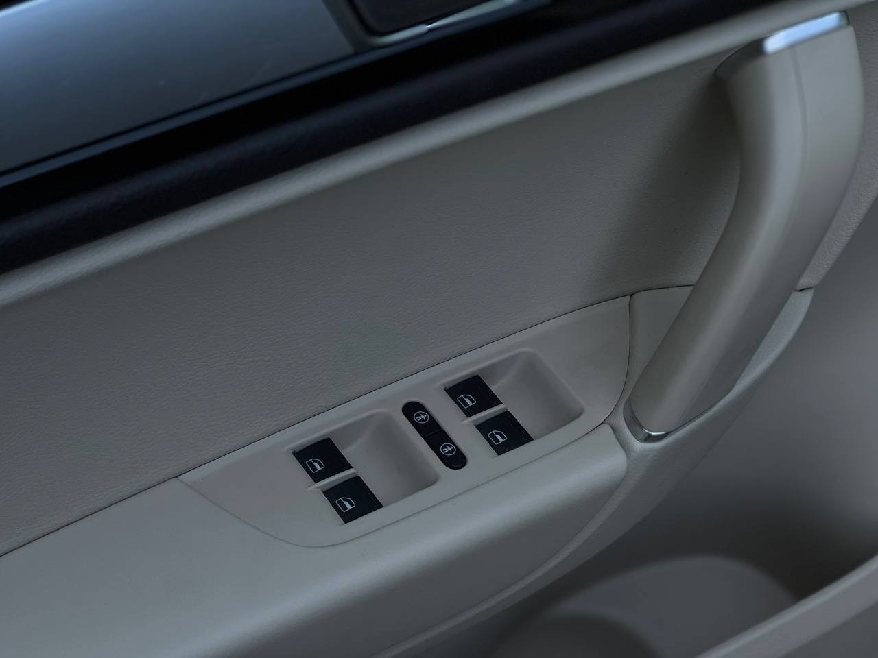 Volkswagen Touareg 2015