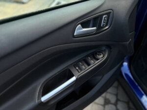 ford-escape-autohouse-west-5