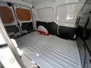 renault-kangoo-autohousewest-13
