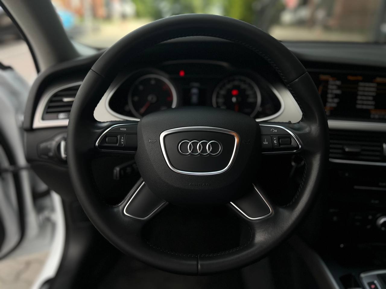 Audi A4 2014