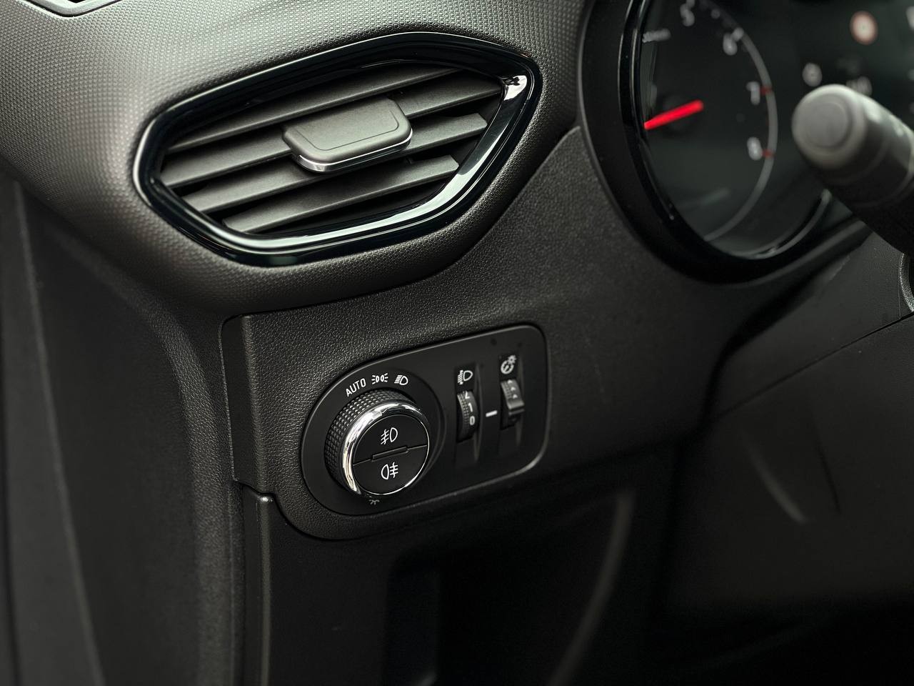 Opel Crossland X 2020