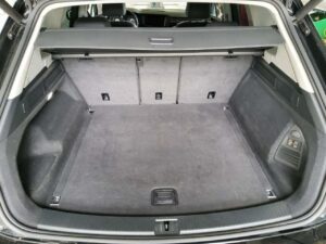 volkswagen-touareg-autohouse-west-4