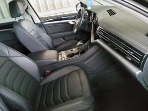 volkswagen-touareg-autohouse-west-6