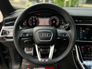 audi-q8-autohouse-west-9