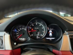 porsche-macan-autohouse-west-11