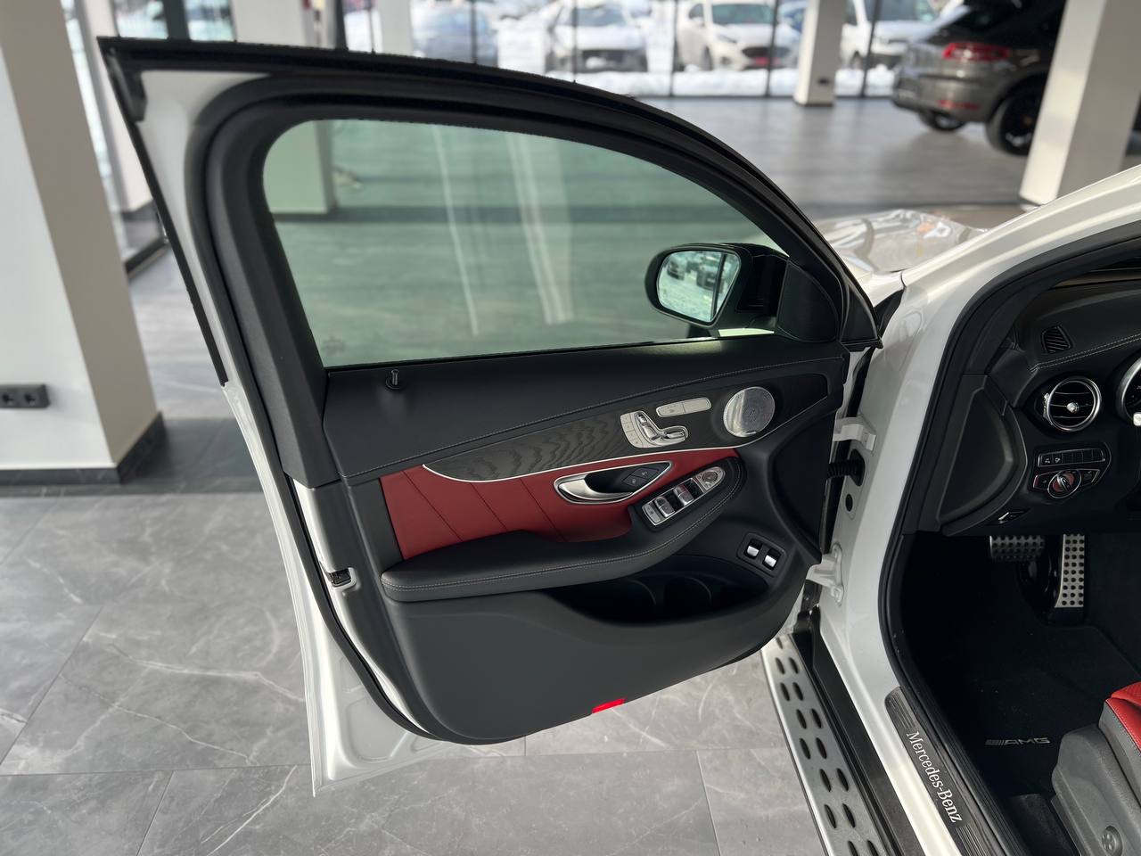 Mercedes-Benz GLC-Class 2018