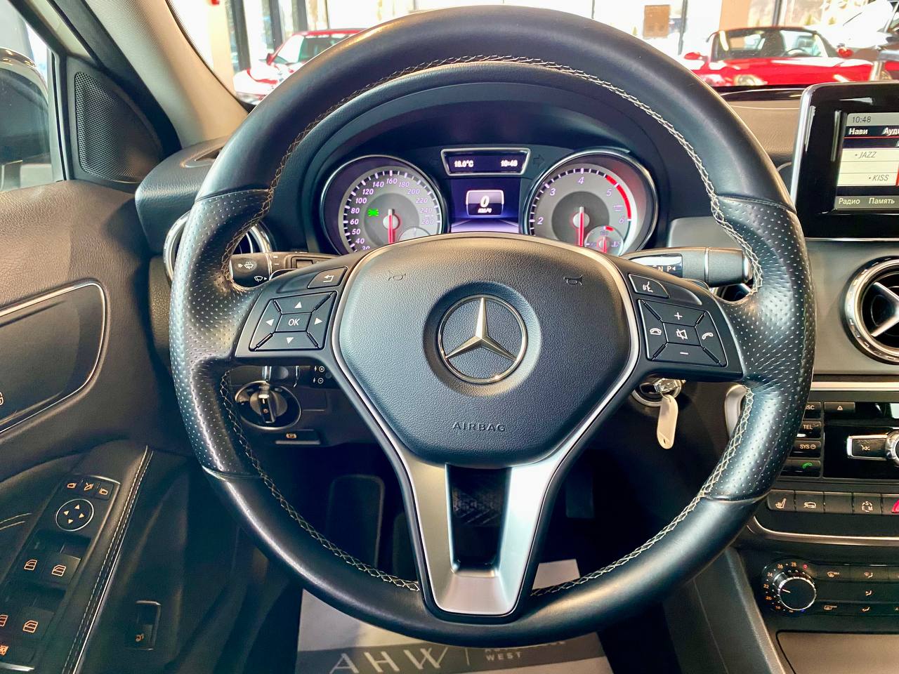 Mercedes-Benz GLA-Class 2014