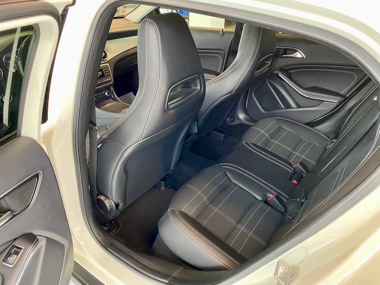 Mercedes-Benz GLA-Class 2014