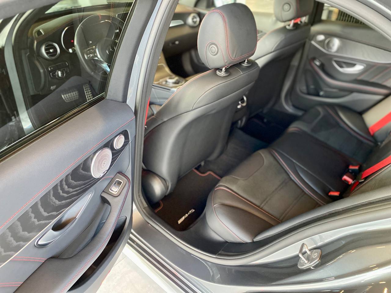 Mercedes-Benz C-Class 2018